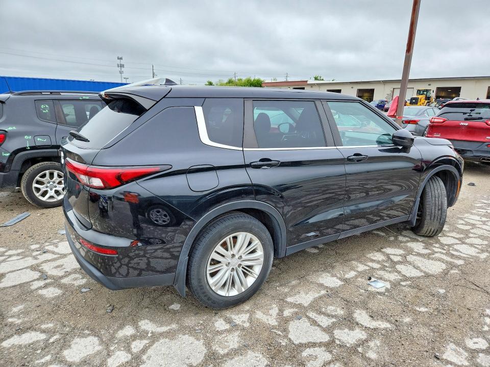 57929626 :رقم المزاد ، JA4J3TA80PZ020587 vin ، 2023 Mitsubishi Outlander مزاد بيع