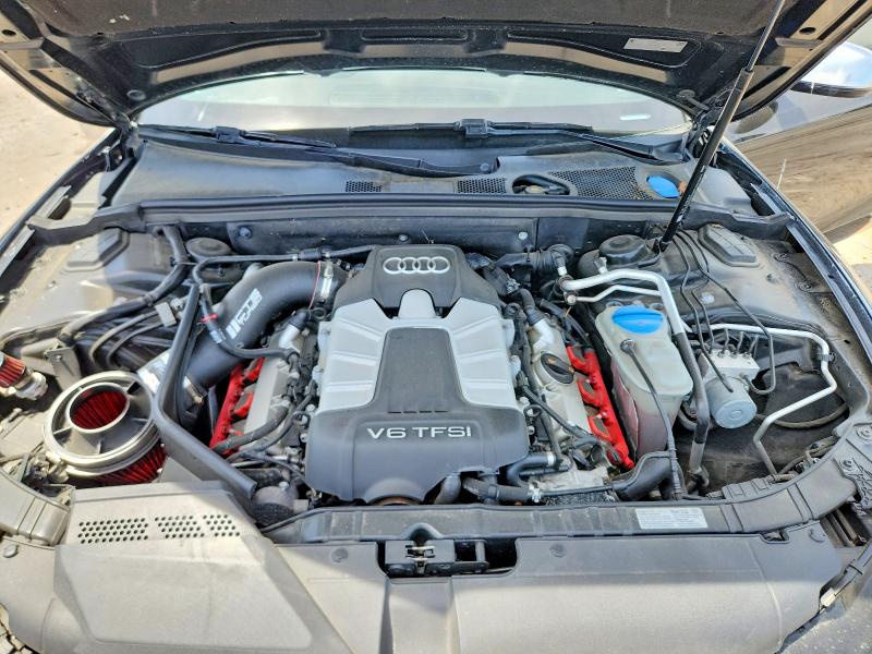 56181736 :رقم المزاد ، WAUCGAFH4DN002710 vin ، 2013 Audi S5 مزاد بيع