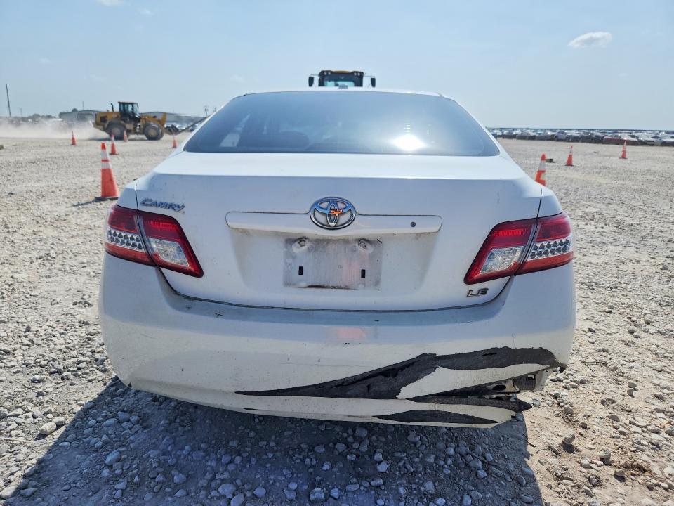 58516726 :رقم المزاد ، 4T1BF3EK5AU568818 vin ، 2010 Toyota Camry مزاد بيع