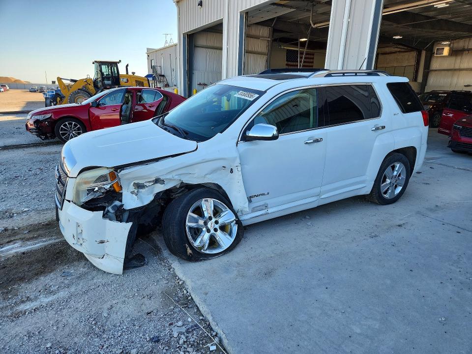 55500956 :رقم المزاد ، 2GKFLYE37F6436755 vin ، 2015 Gmc Terrain مزاد بيع