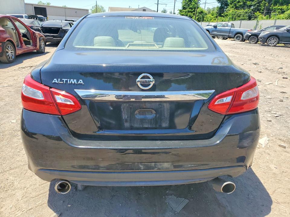 2017 Nissan Altima მანქანა იყიდება აუქციონზე, vin: 1N4AL3AP8HC138698, აუქციონის ნომერი: 56049776