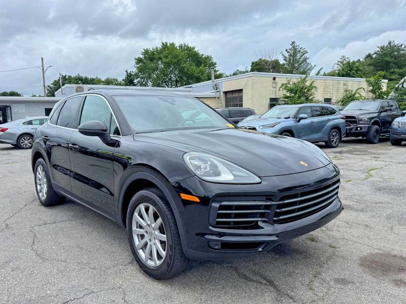59140436 :رقم المزاد ، WP1AA2AY1KDA13707 vin ، 2019 Porsche Cayenne مزاد بيع