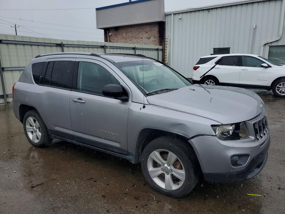 57240926 :رقم المزاد ، 1C4NJCBA3GD628454 vin ، 2016 Jeep Compass مزاد بيع