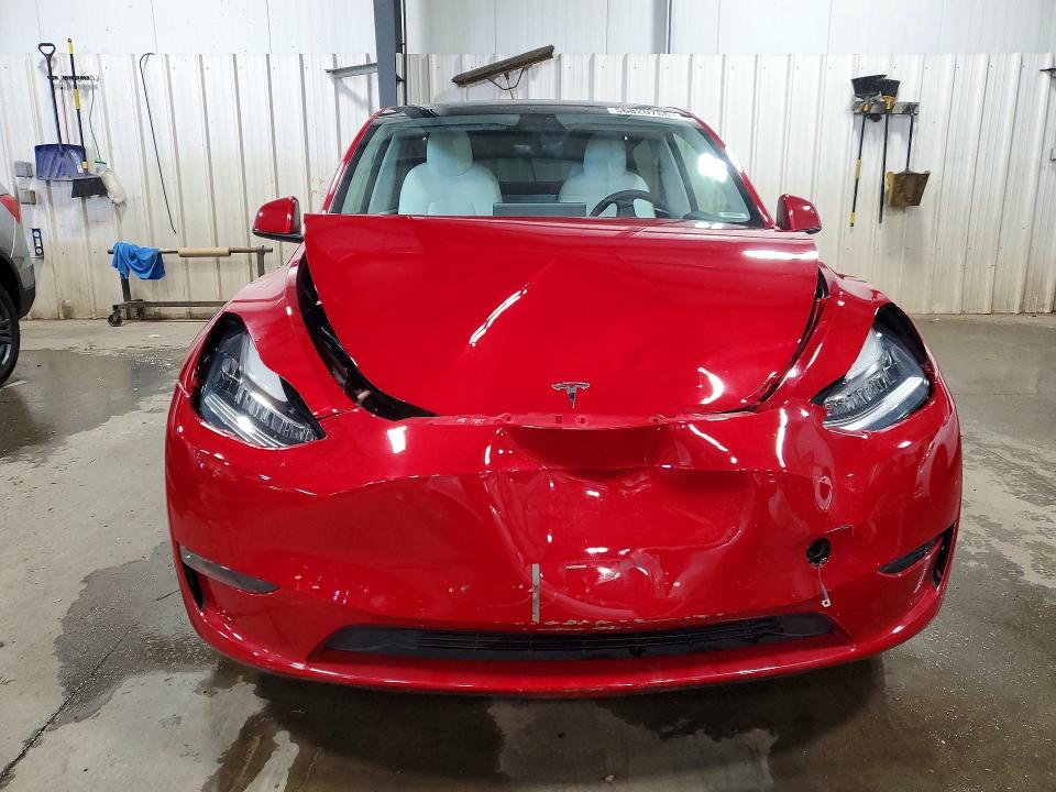 56820766 :رقم المزاد ، 5YJYGDEE3MF243173 vin ، 2021 Tesla Model Y مزاد بيع