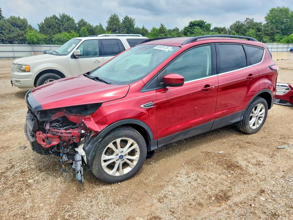 56509126 :رقم المزاد ، 1FMCU0GD7JUC32336 vin ، 2018 Ford Escape مزاد بيع