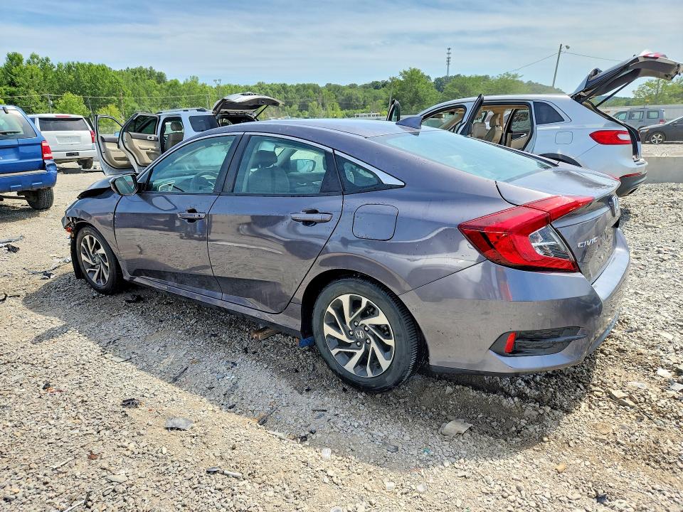 58490396 :رقم المزاد ، 2HGFC2F77HH556056 vin ، 2017 Honda Civic مزاد بيع