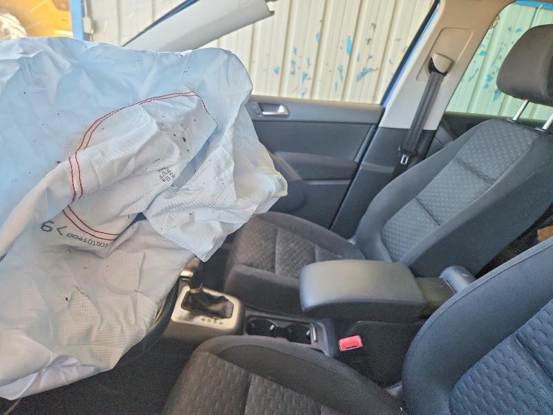 57000256 :رقم المزاد ، WVGBV75N69W527702 vin ، 2009 Volkswagen Atlas Cross Sport Se مزاد بيع