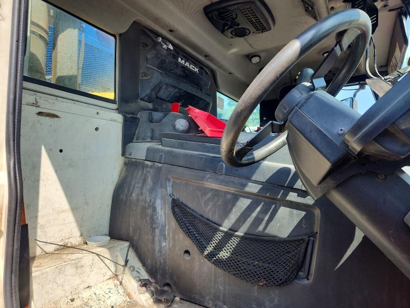 Продажа на аукционе авто 2018 Mack Lr600, vin: 1M2LR04C7JM001515, номер лота: 56018976
