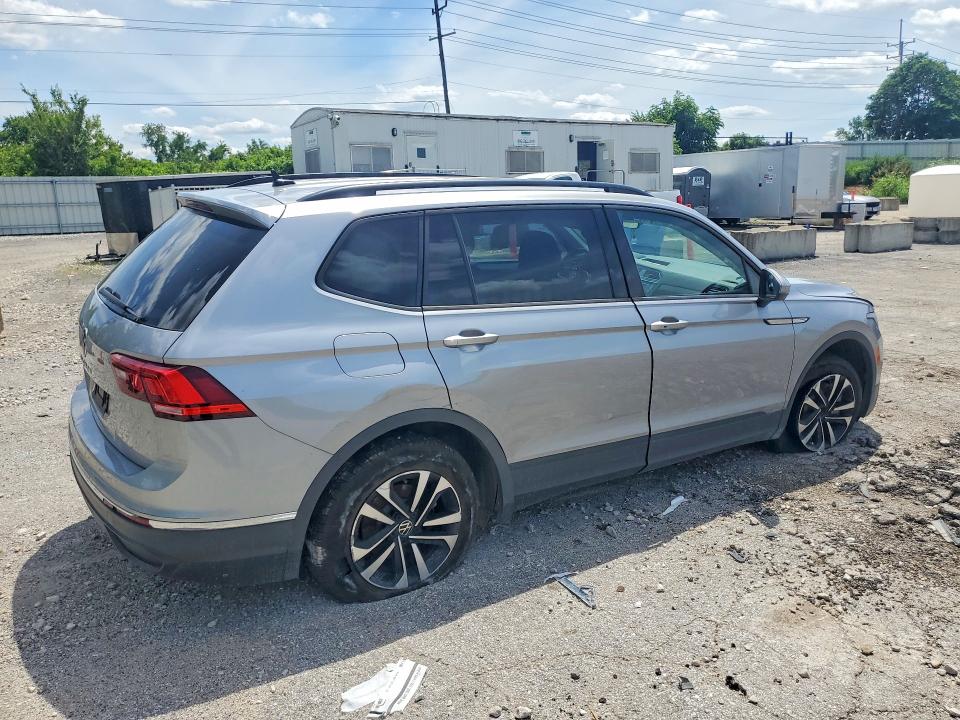 2022 Volkswagen Tiguan მანქანა იყიდება აუქციონზე, vin: 3VV1B7AX3NM028321, აუქციონის ნომერი: 57874096
