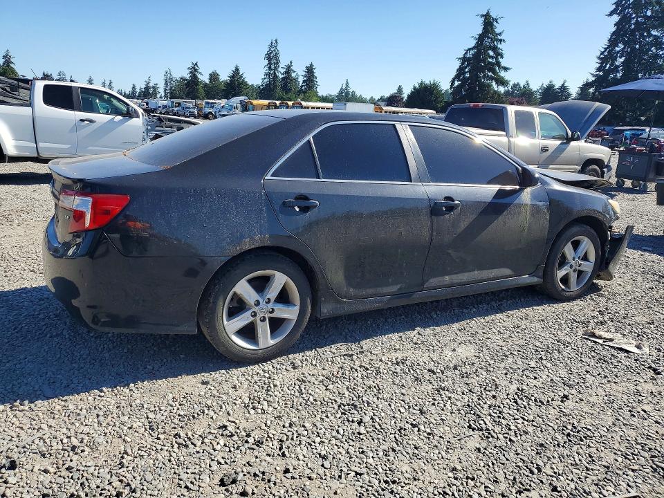 58143586 :رقم المزاد ، 4T1BF1FK7EU412868 vin ، 2014 Toyota Camry مزاد بيع