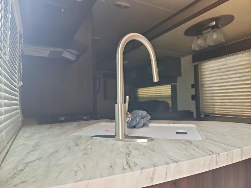 Продажа на аукционе авто 2018 Keystone Springdale, vin: 4YDF30023J3105468, номер лота: 55954816