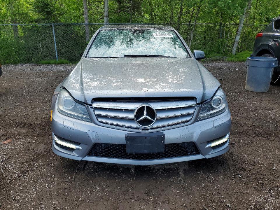 Продажа на аукционе авто 2012 Mercedes-benz C, vin: WDDGF8BB1CA605899, номер лота: 54964516