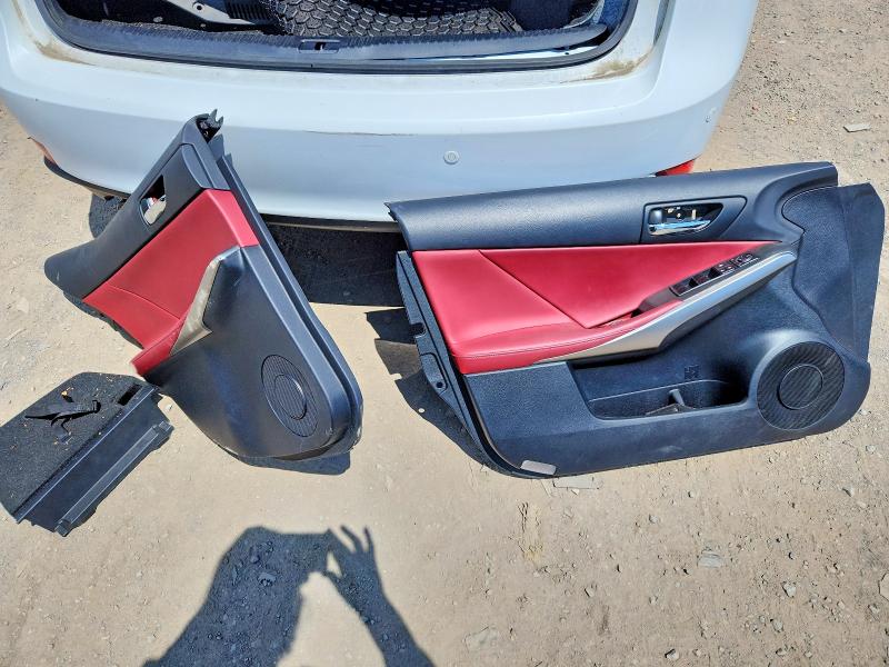 57517286 :رقم المزاد ، JTHCE1D22E5002079 vin ، 2014 Lexus Is مزاد بيع