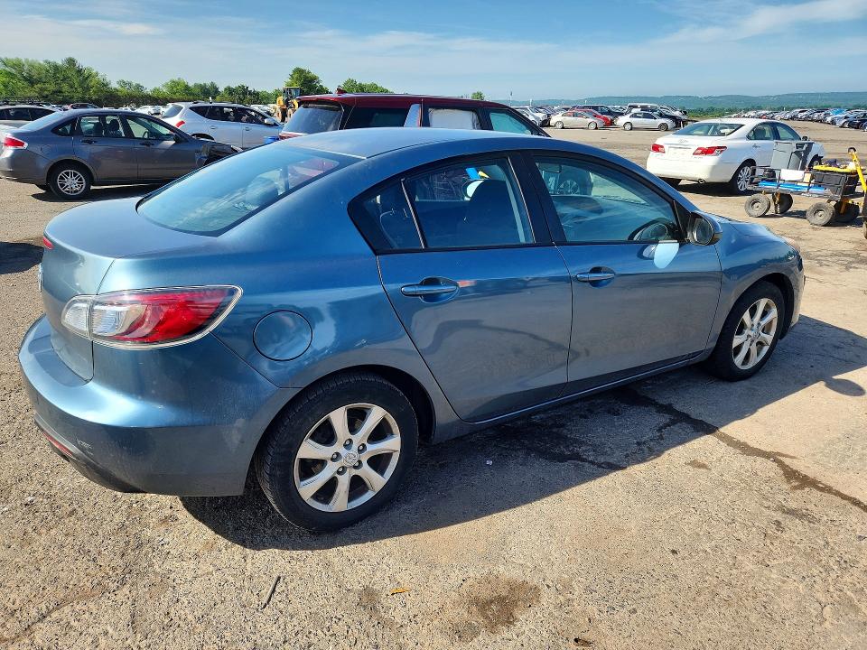 56866156 :رقم المزاد ، JM1BL1VG8B1399913 vin ، 2011 Mazda 3 مزاد بيع