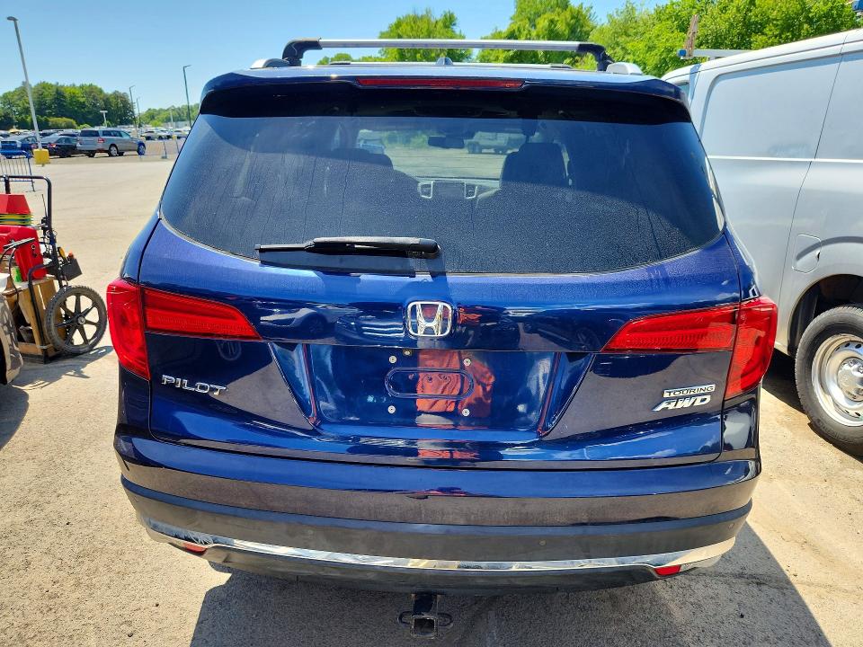 56057556 :رقم المزاد ، 5FNYF6H91HB066397 vin ، 2017 Honda Pilot مزاد بيع