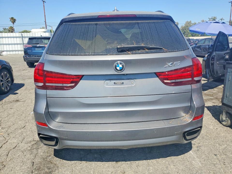 54884466 :رقم المزاد ، 5UXKR6C51F0J75373 vin ، 2015 Bmw X5 مزاد بيع