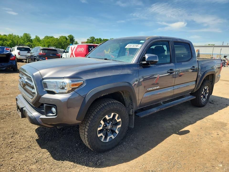 55678296 :رقم المزاد ، 5TFCZ5AN8HX096778 vin ، 2017 Toyota Tacoma مزاد بيع