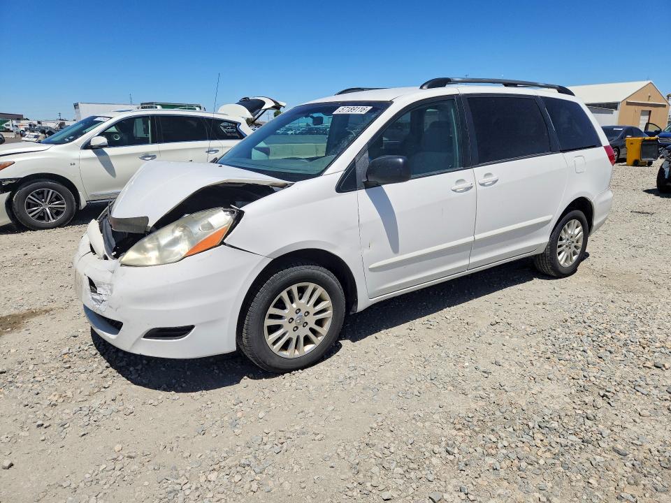 57189116 :رقم المزاد ، 5TDBK23C98S012967 vin ، 2008 Toyota Sienna مزاد بيع