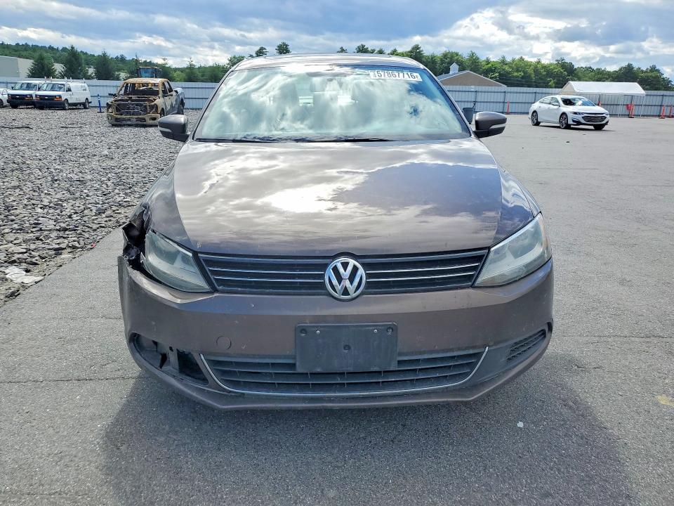 2014 Volkswagen Jetta მანქანა იყიდება აუქციონზე, vin: 3VWB17AJ9EM357765, აუქციონის ნომერი: 57867716