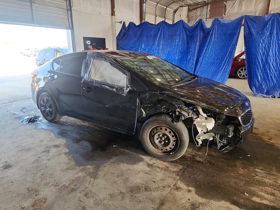 59125636 :رقم المزاد ، 3KPFK4A76HE054655 vin ، 2017 Kia Forte مزاد بيع