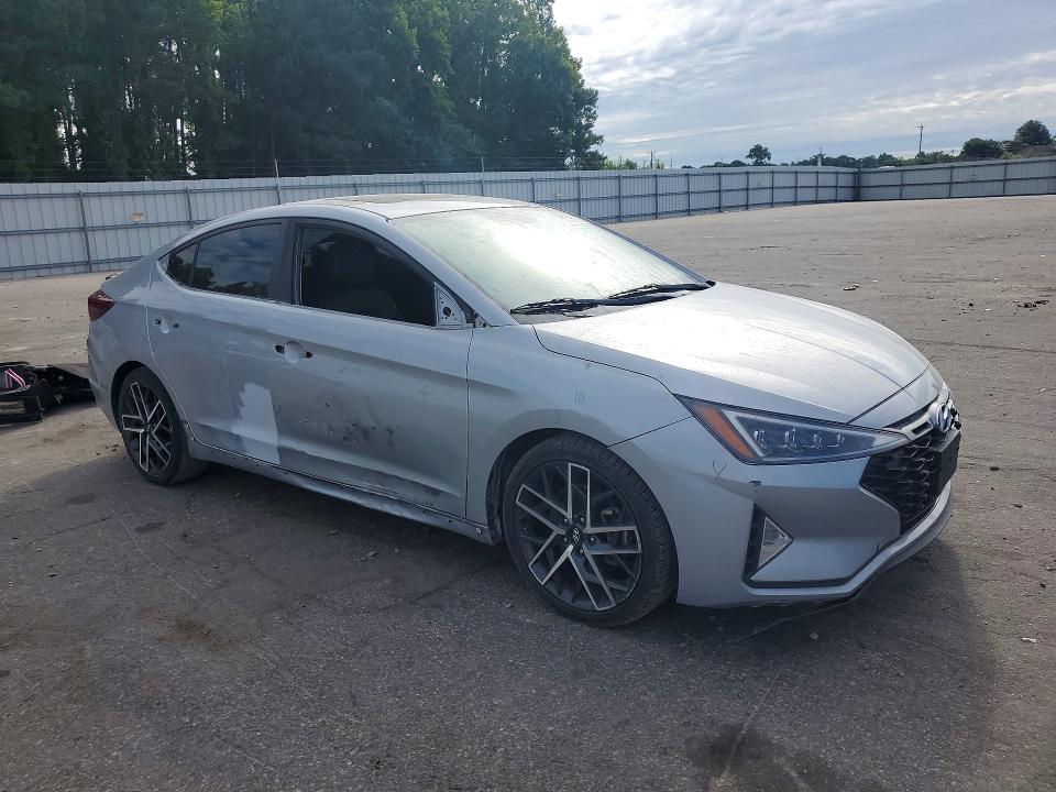 57305126 :رقم المزاد ، KMHD04LB2LU085101 vin ، 2020 Hyundai Elantra مزاد بيع