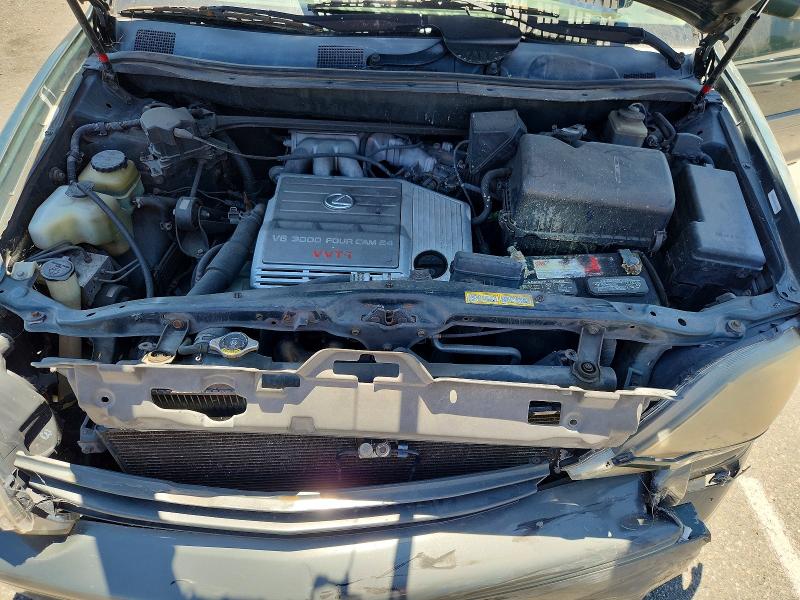 58593816 :رقم المزاد ، JT6GF10U4Y0056287 vin ، 2000 Lexus Rx مزاد بيع