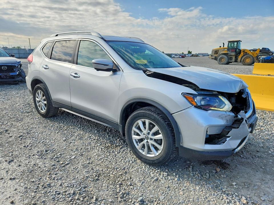 2017 Nissan Rogue მანქანა იყიდება აუქციონზე, vin: 5N1AT2MV9HC852026, აუქციონის ნომერი: 55690156