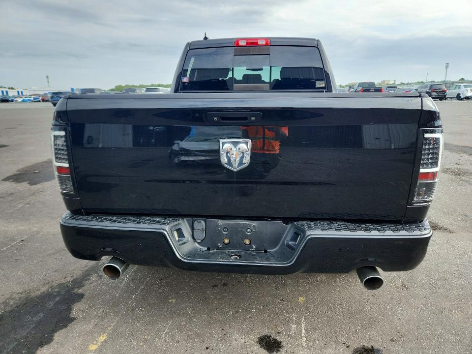 57337286 :رقم المزاد ، 1C6RR6HT3FS514539 vin ، 2015 Ram 1500 مزاد بيع