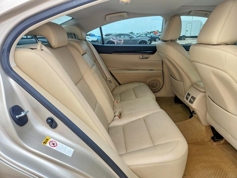 57697406 :رقم المزاد ، JTHBK1GG6D2020550 vin ، 2013 Lexus Es مزاد بيع