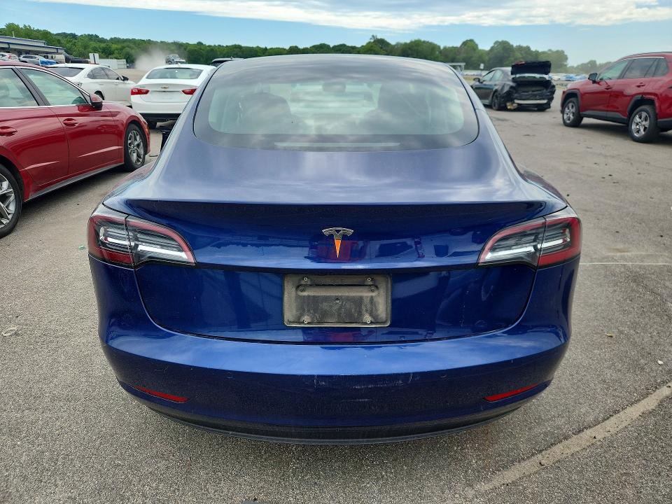 2022 Tesla Model 3 მანქანა იყიდება აუქციონზე, vin: 5YJ3E1EA9NF371026, აუქციონის ნომერი: 57041566