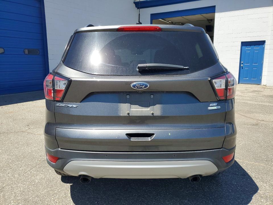 Продажа на аукционе авто 2017 Ford Escape, vin: 1FMCU9G91HUE16911, номер лота: 55449186