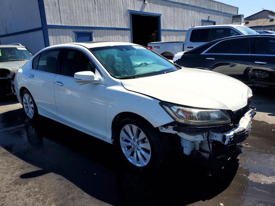 Продажа на аукционе авто 2013 Honda Accord, vin: 1HGCR2F81DA151815, номер лота: 58732416