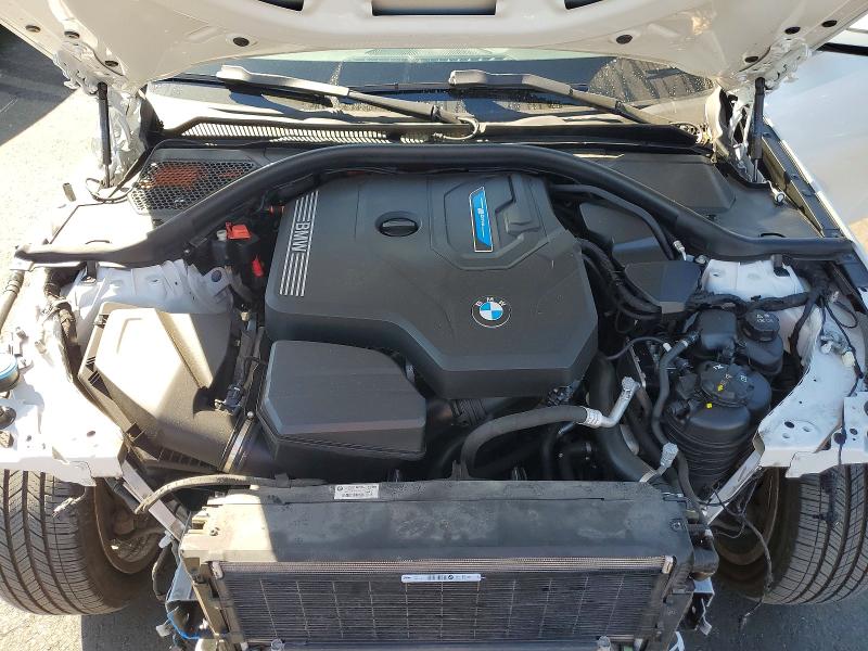 57160226 :رقم المزاد ، 3MW39FF04R8E41465 vin ، 2024 Bmw 330e مزاد بيع