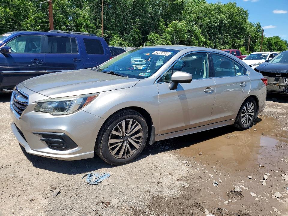 57211746 :رقم المزاد ، 4S3BNAF64K3008003 vin ، 2019 Subaru Legacy مزاد بيع