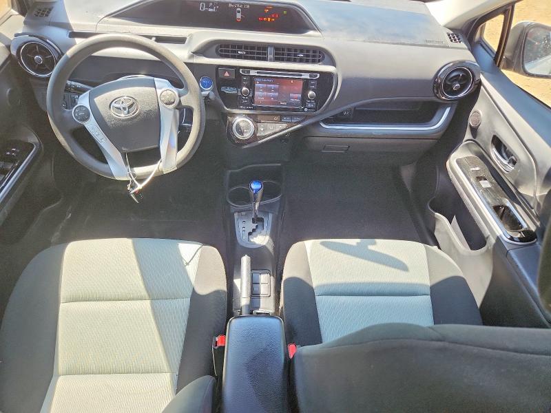 55932576 :رقم المزاد ، JTDKDTB35G1117776 vin ، 2016 Toyota Prius C مزاد بيع
