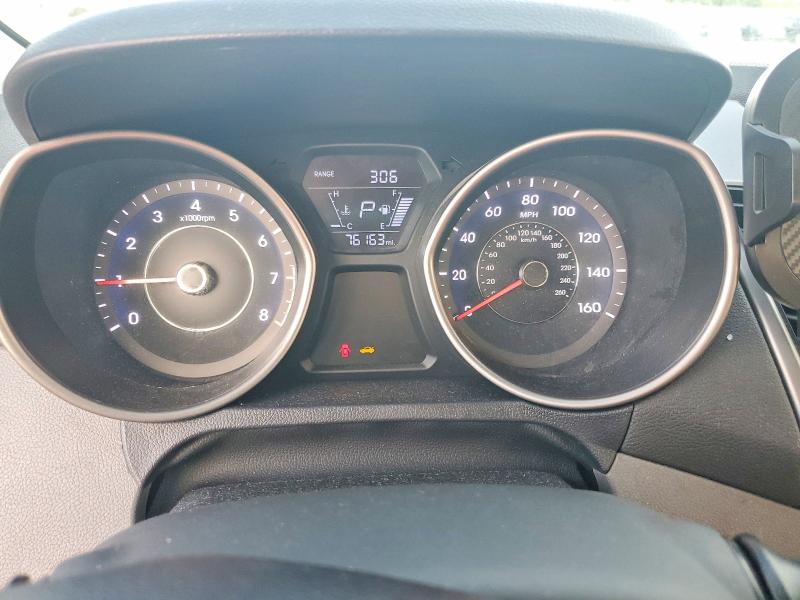 52001396 :رقم المزاد ، 5NPDH4AE6FH616244 vin ، 2015 Hyundai Elantra مزاد بيع