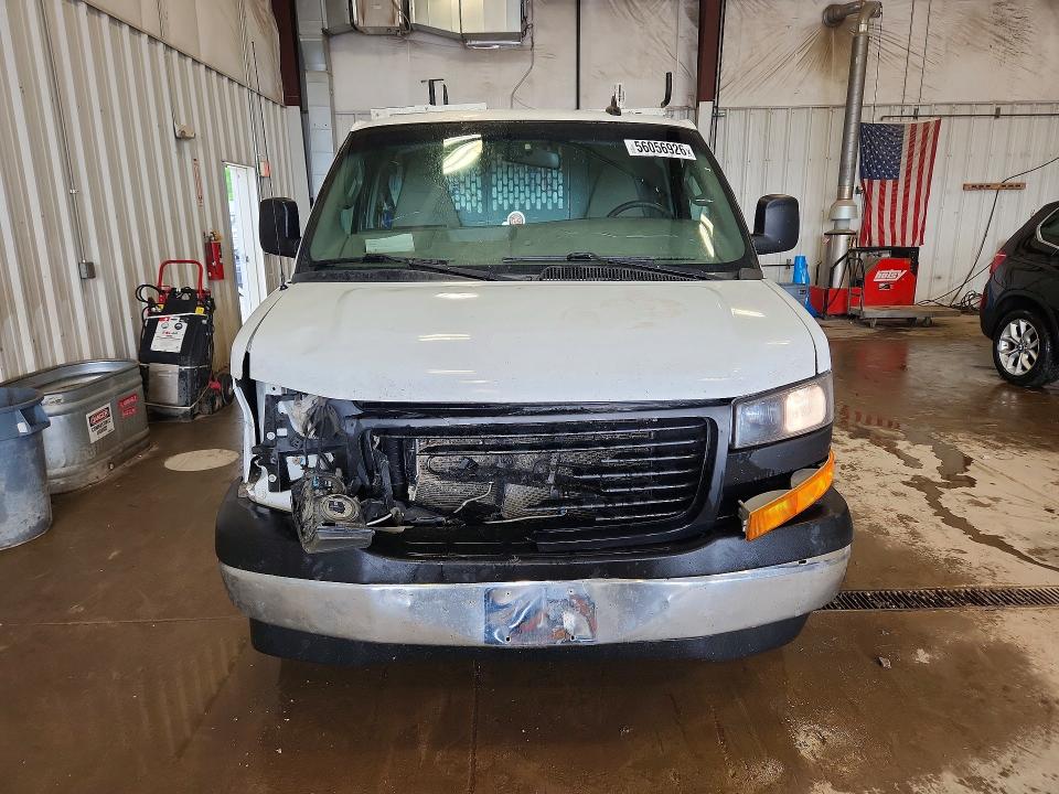 56056926 :رقم المزاد ، 1GTW7AFG9J1334006 vin ، 2018 Gmc Savana مزاد بيع
