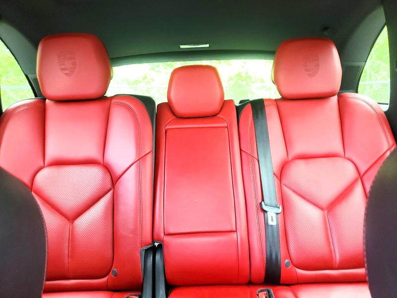 Продажа на аукционе авто 2017 Porsche Cayenne, vin: WP1AE2A27HLA68810, номер лота: 58562516