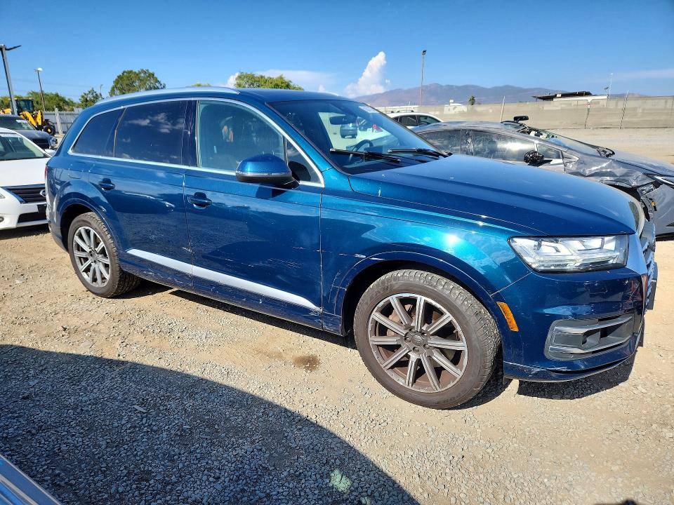 Продажа на аукционе авто 2018 Audi Q7, vin: WA1VAAF77JD033966, номер лота: 56331126