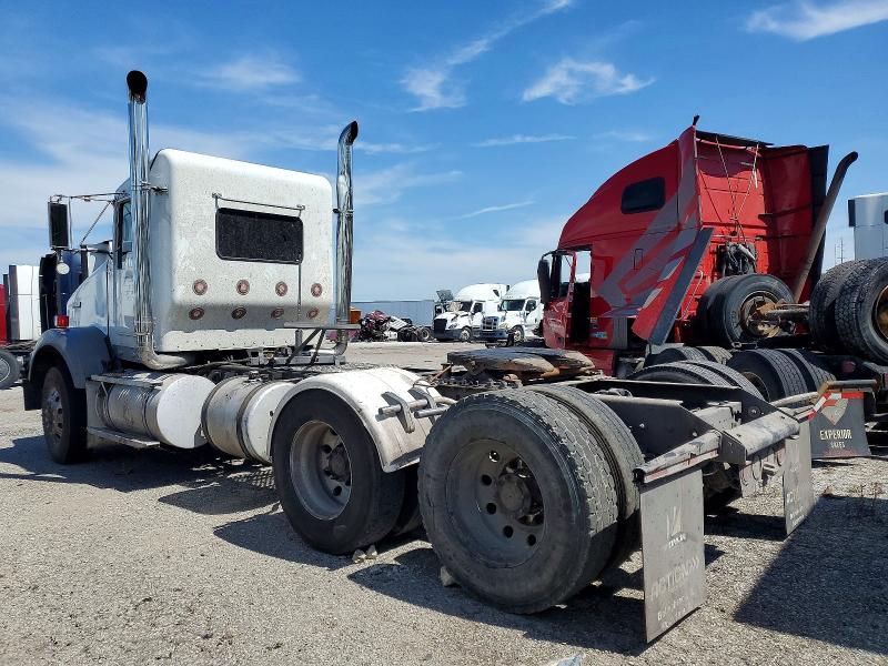 54999026 :رقم المزاد ، 1XKDDB9X47J203645 vin ، 2007 Kenworth Construction مزاد بيع