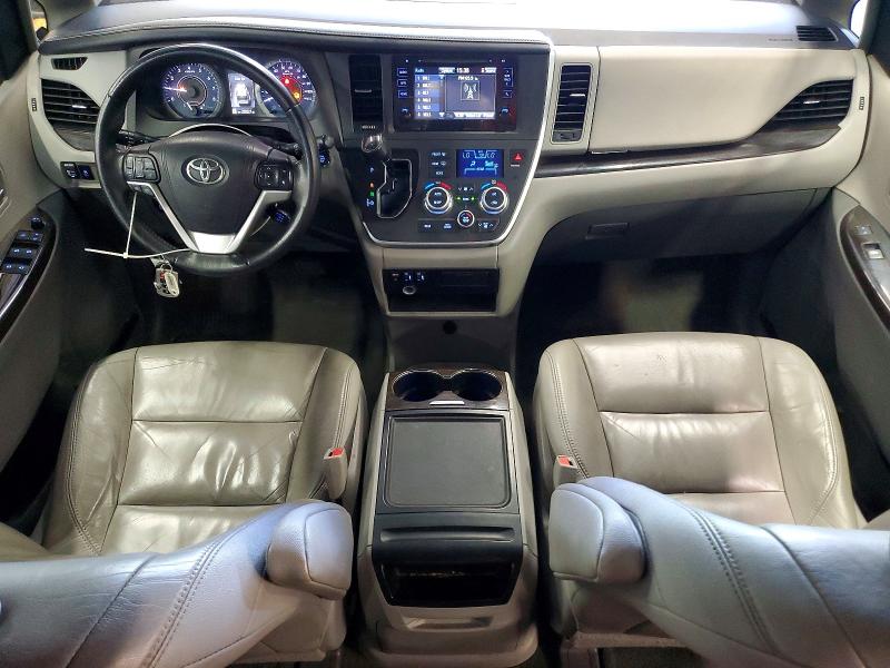 58943236 :رقم المزاد ، 5TDYZ3DC1HS823723 vin ، 2017 Toyota Sienna مزاد بيع