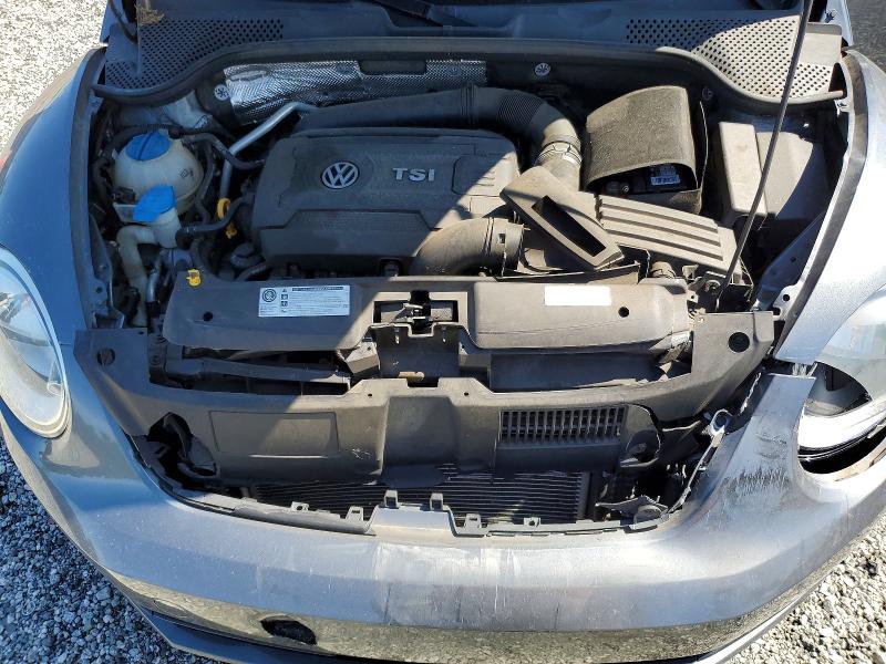 Продажа на аукционе авто 2015 Volkswagen Beetle, vin: 3VWJ17AT8FM640852, номер лота: 55056826