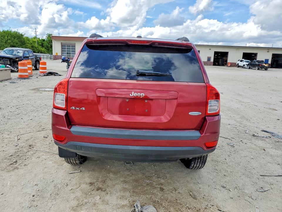 Продажа на аукционе авто 2011 Jeep Compass, vin: 1J4NF1FB2BD135747, номер лота: 58012446