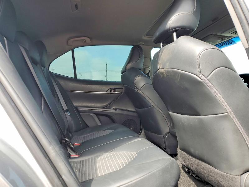 55941136 :رقم المزاد ، 4T1J31AK8LU529948 vin ، 2020 Toyota Camry مزاد بيع