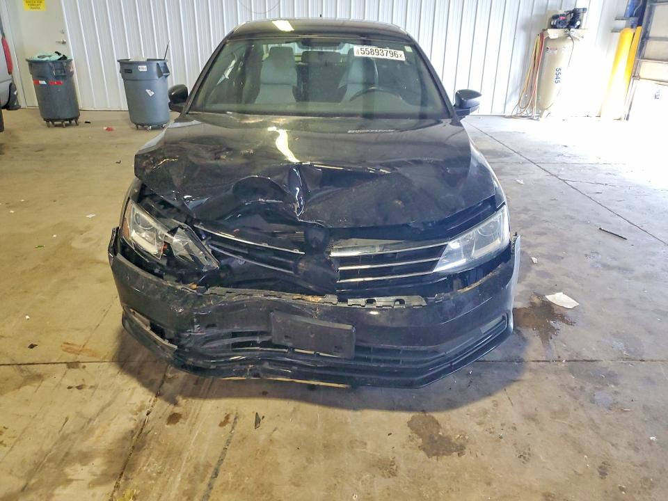 55893796 :رقم المزاد ، 3VWB17AJ0FM341049 vin ، 2015 Volkswagen Jetta مزاد بيع
