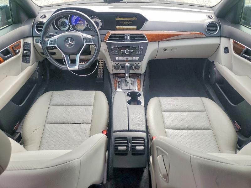 Продаж на аукціоні авто 2012 Mercedes-benz C, vin: WDDGF4HB0CA644287, номер лоту: 57586046