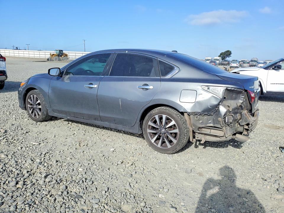 59193376 :رقم المزاد ، 1N4AL3AP8HC188016 vin ، 2017 Nissan Altima مزاد بيع