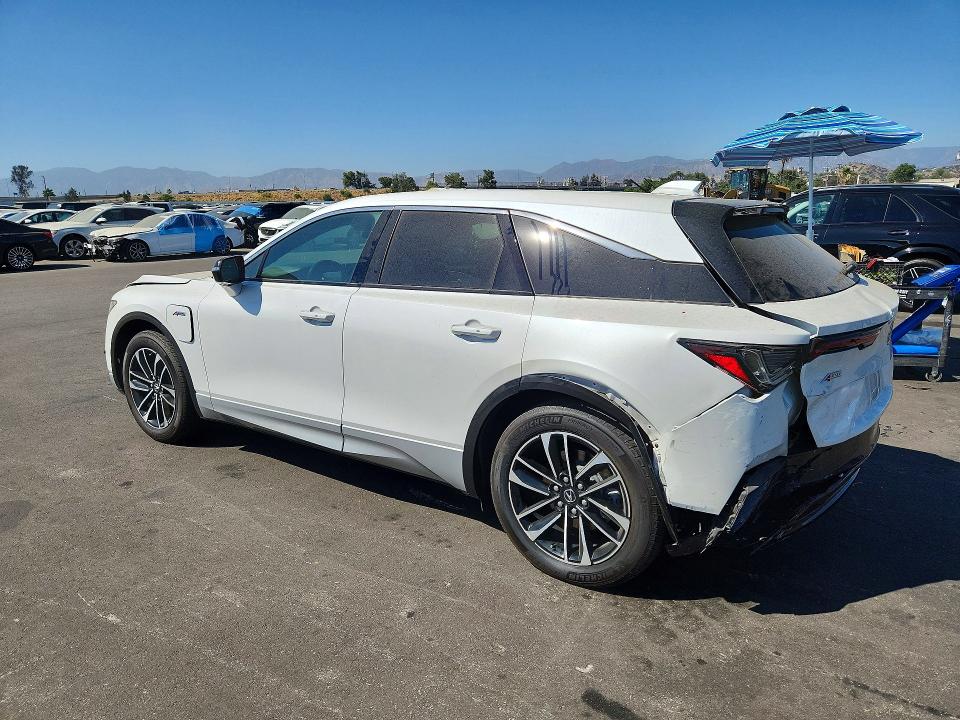 57271126 :رقم المزاد ، 4W5KHMRK3RZ513414 vin ، 2024 Acura Zdx مزاد بيع