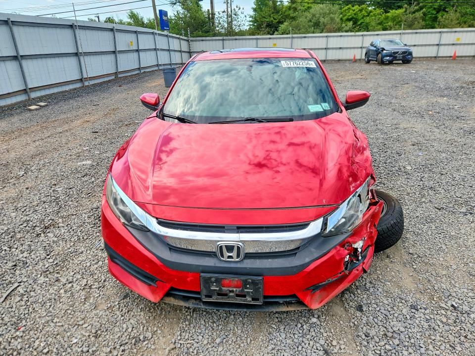 57762256 :رقم المزاد ، 2HGFC4B04GH306017 vin ، 2016 Honda Civic مزاد بيع