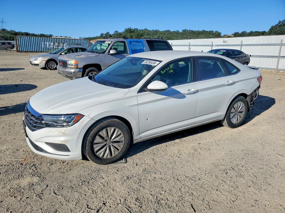 Продажа на аукционе авто 2019 Volkswagen Jetta, vin: 3VWC57BUXKM172072, номер лота: 56356456